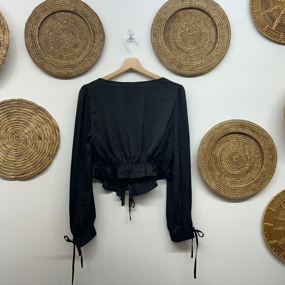 KITTENISH Black Satin Tie Front Cropped Crop Long Sleeve Blouse Top Medium - Picture 3 of 8
